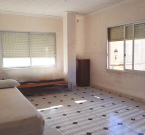 VENTA DE PISO CON LOCAL EN BENIFAIO