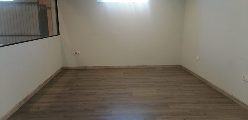 ALQUILER DE NAVE EN SILLA AVENIDA ESPIOCA