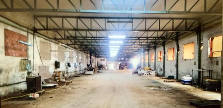 ALQUILER DE NAVE EN MASSANASSA ( Pista de Silla)