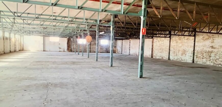 ALQUILER DE NAVE EN MASSANASSA ( Pista de Silla)