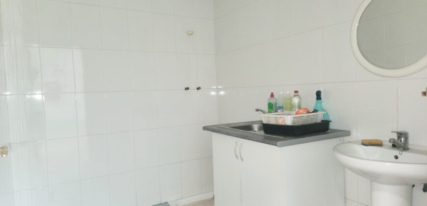 ALQUILER DE NAVE CON OFICINAS EN CATARROJA