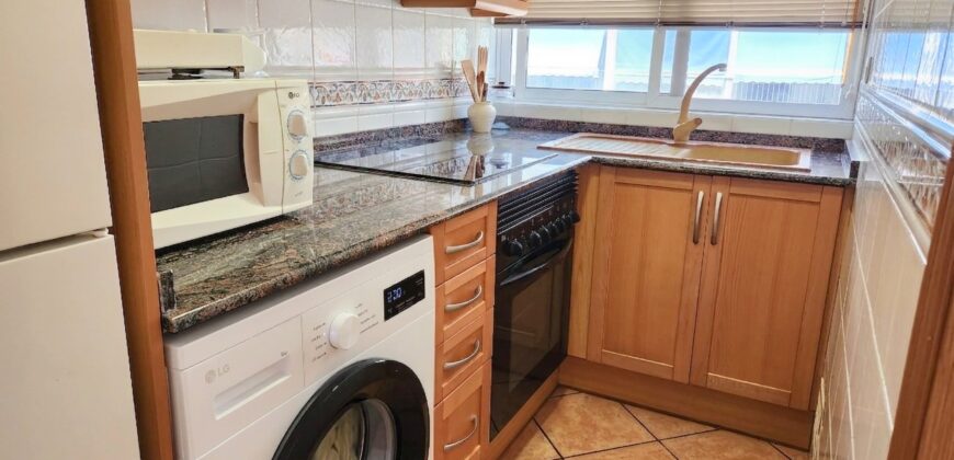ALQUILER DE APARTAMENTO EN CULLERA ( ZONA SAN ANTONIO-CALLE CABAÑAL)