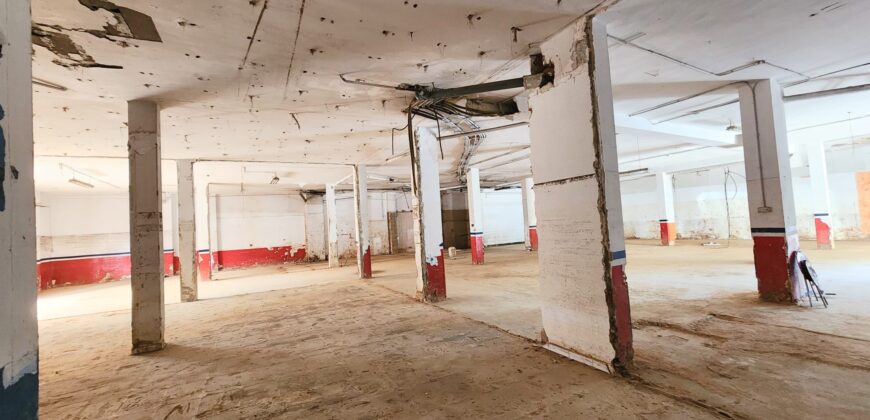 ALQUILER DE LOCAL COMERCIAL EN CATARROJA-549m2
